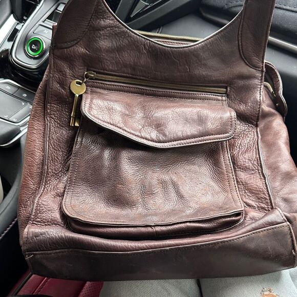 Fossil Genuine Leather Shoulder Bag Thick Luxurious Leather with Front Pocket - Picture 2 of 11